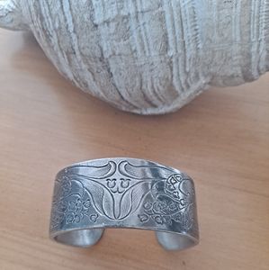 SALISBURY PEWTER signed May Flower of the Month Pewter Cuff Bracelet